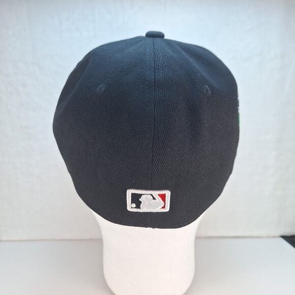 New Era 59Fifty Cap MLB Atlanta Braves Black Hat 7 1/8 Greetings From Atlanta - Picture 4 of 8